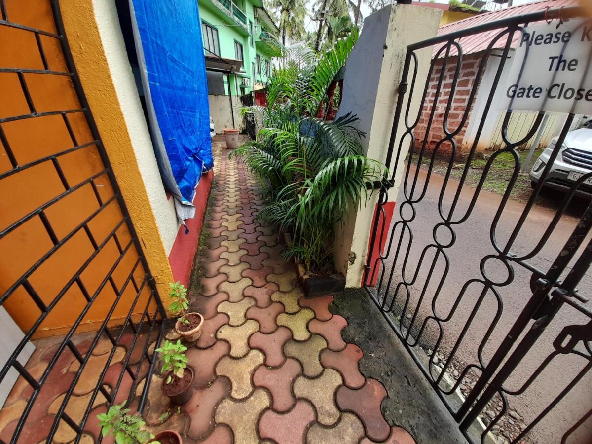 Apartment Raaj Studio's *