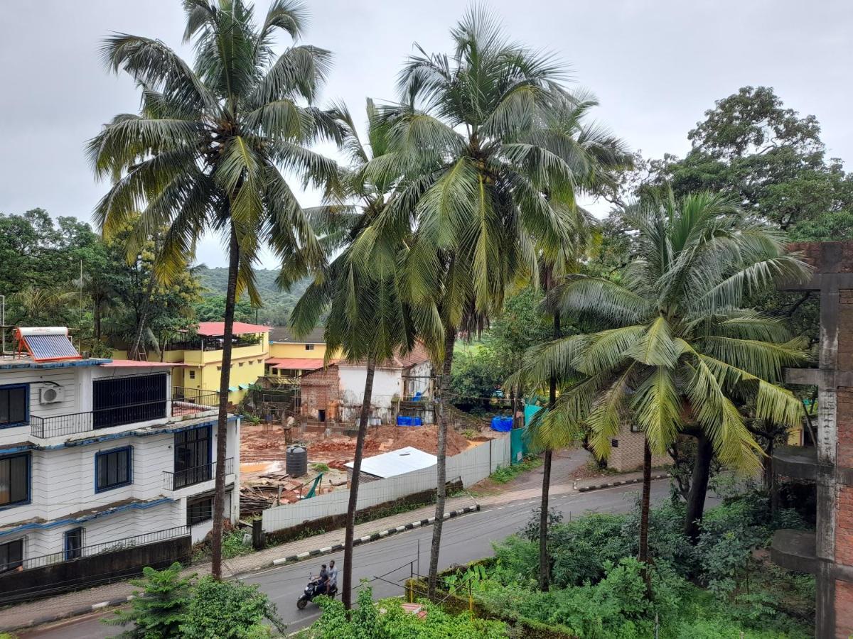 Raaj Studio's Apartment Candolim